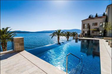 Ekskluzywny apartament w Porto Montenegro Tivat na sprzedaż z 2 sypialniami z widokiem na morze