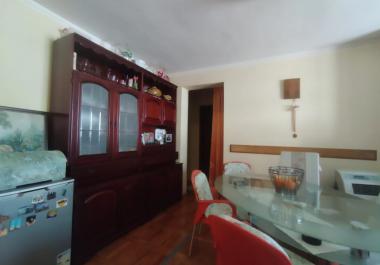 3 sypialnie mieszkanie w Kotorze 100 m2 na sprzedaż