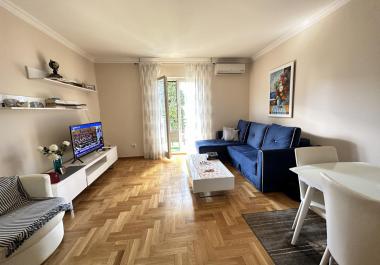 Mieszkanie 90 m2 w centrum Herceg Novi z widokiem na morze i zwiedzanie miasta