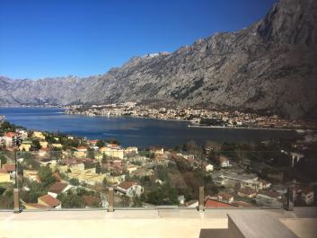 Luksusowe apartamenty w rezidence z widokiem na morze obok Kotor, Czarnogóra