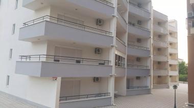 Oszałamiający apartament z widokiem na góry 33 m2 w Bechichi, zaledwie kilka kroków od morza