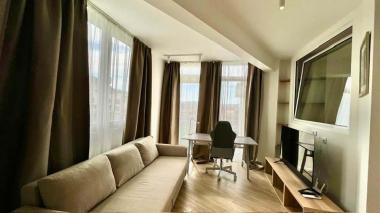 Luksusowy apartament 36m2 z basenem i parkingiem w Panorama Tivat residence