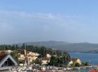 Oszałamiający Umeblowany widok na morze 2 sypialnie apartament w Tivat w doskonałej lokalizacji