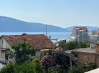 Widok na morze 2 bedroom gem 71 m2 w Tivat w pobliżu Porto Montenegro