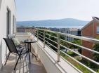 Nowy 67 m2 apartament z dwiema sypialniami w Tivat z widokiem na morze