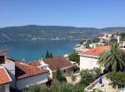 4-pokojowe mieszkanie w Herceg-Novi z panoramicznym widokiem na morze