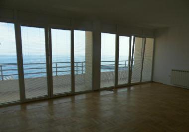 Mieszkanie 143 m2 z 3 sypialniami w Seoca z pięknym panoramicznym widokiem na morze
