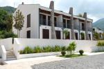 Mieszkania i domy w zabudowie szeregowej w kompleksie Cyprys