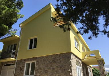 Nowy dom w miejscowości šušanj do hotelu z dużą działką ziemi i widokiem na morze
