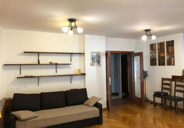 Mieszkanie w Budva o powierzchni 98 m2, 3 sypialnie, 2 łazienki, 2 tarasy